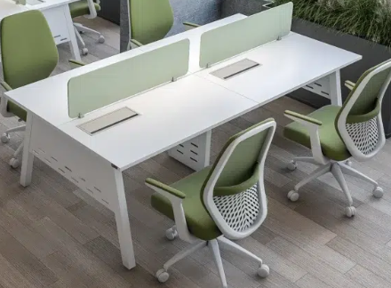 Workstation 06
